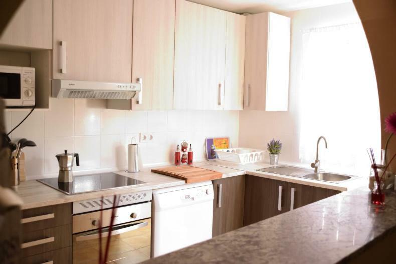Casa Capellania-chalet Con Piscina Junto A Madrid Holiday home *
